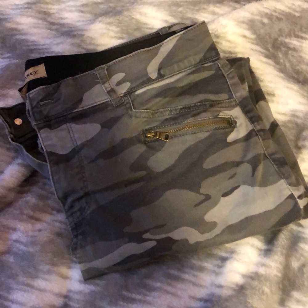 Camo pants